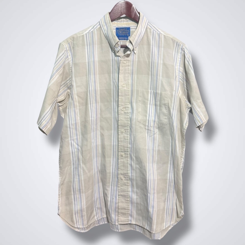 Vintage Pendleton shirt men's Large country Short sleeve Button Down Made USA